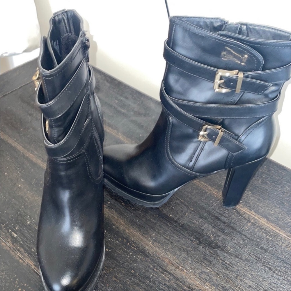 madden girl stomp platform wedge boots